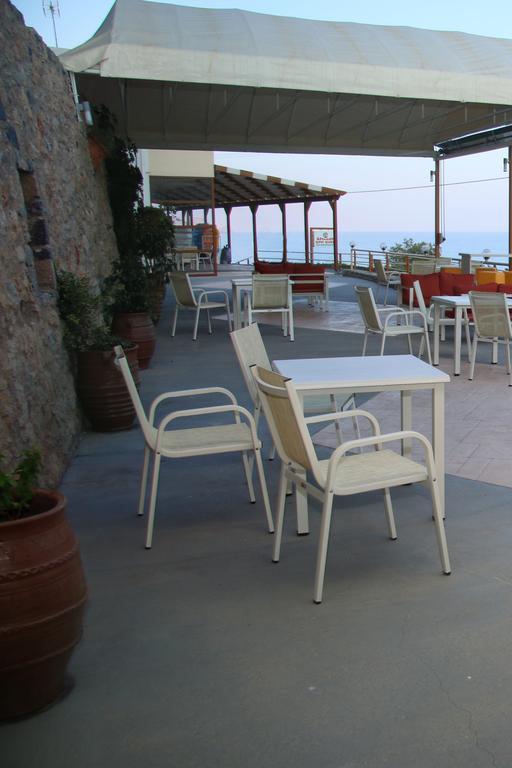 Santa Marina Apartments Rodakino Exterior photo