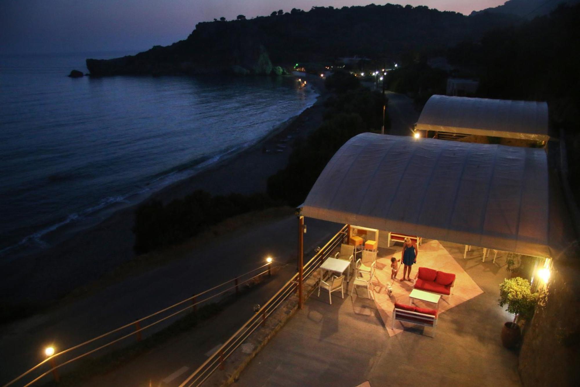 Santa Marina Apartments Rodakino Exterior photo